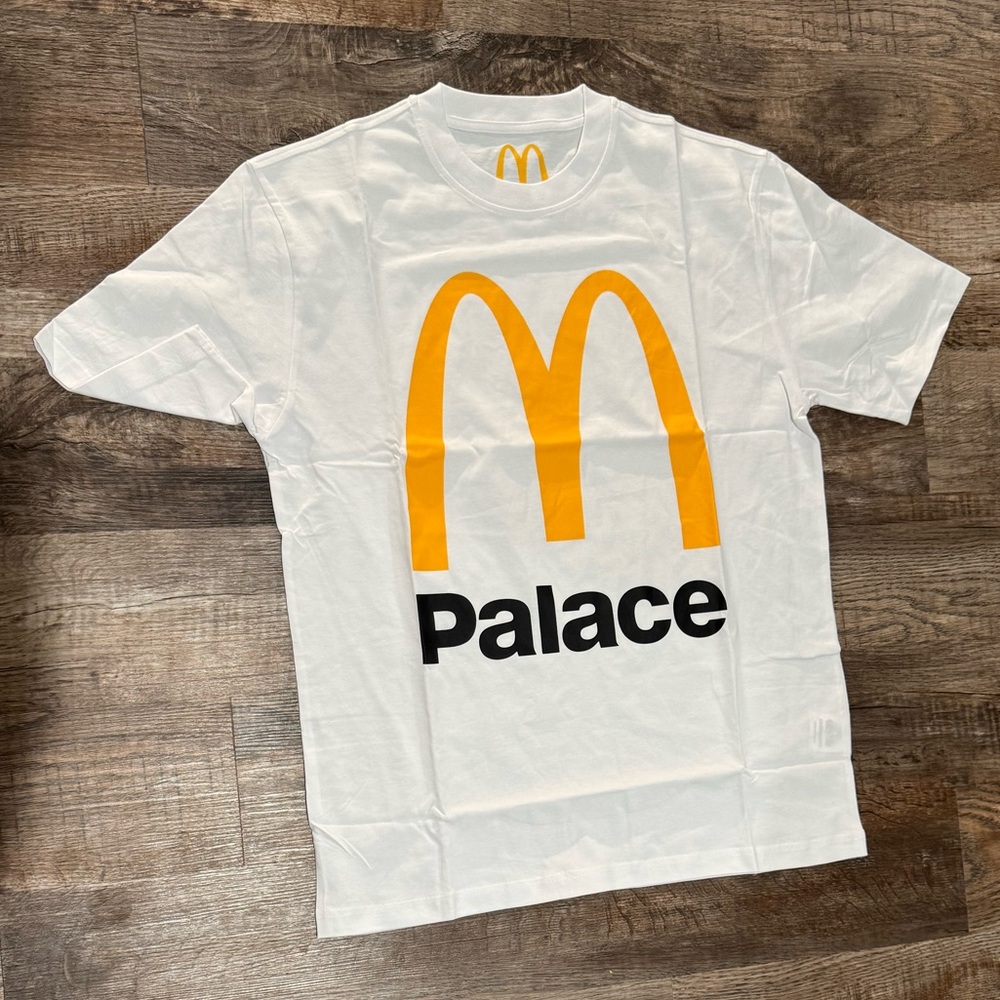 NWT men’s L palace McDonald’s t shirt
